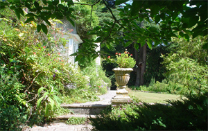 Milton Lodge Gardens